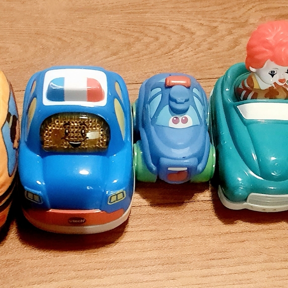 SOLD 14 Toddler Toys,Plush and Plastic - Picture 8 of 9